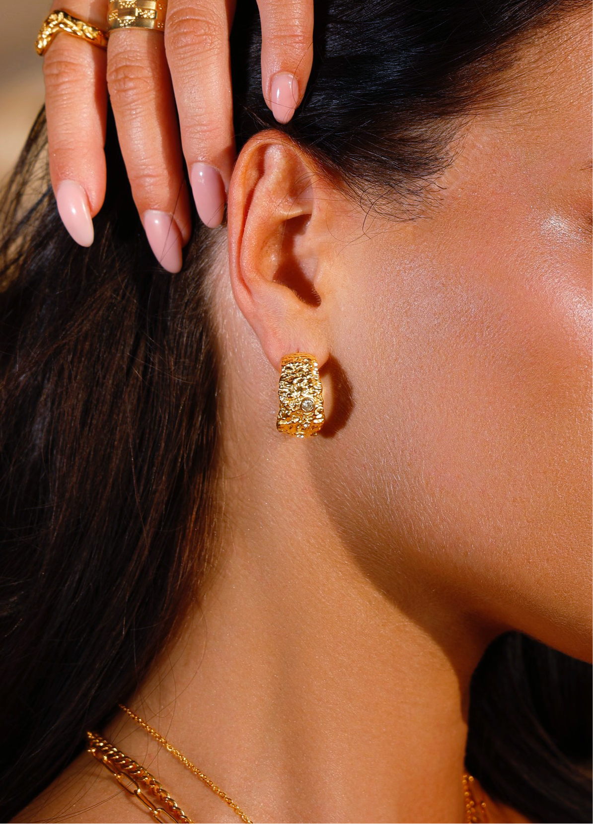 Mira Hoop Earrings