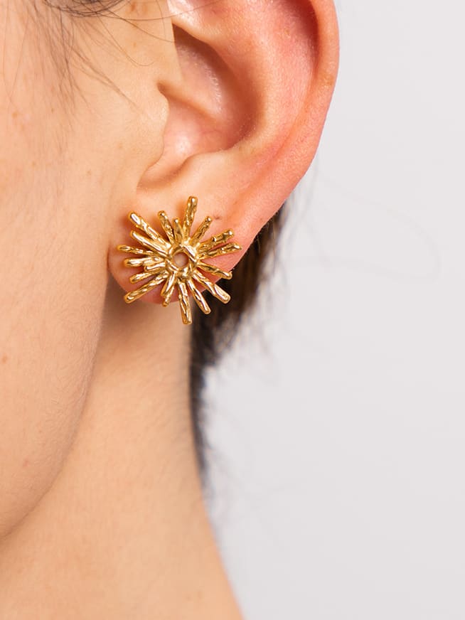 Isla Flower Earrings